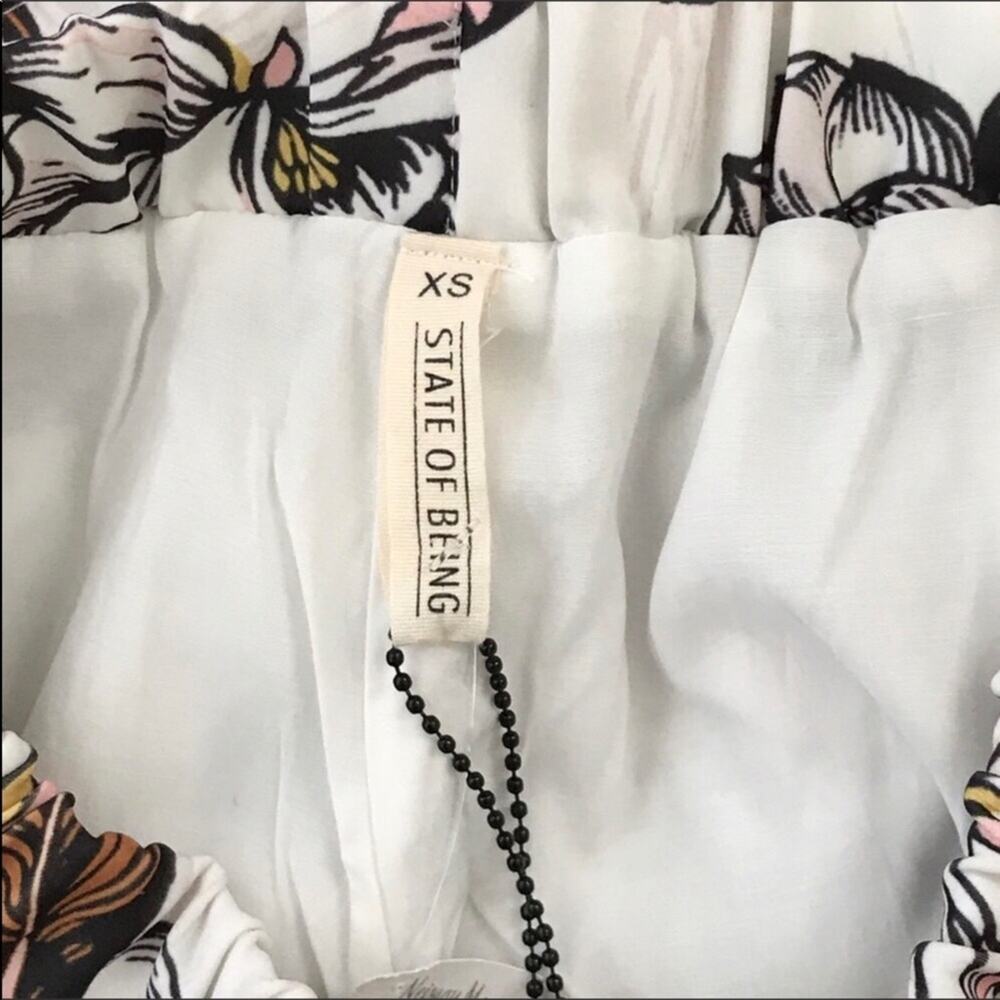 Neiman Marcus NWT Spring Floral Shorts Hot Pants by State of Being - Picture 6 of 6